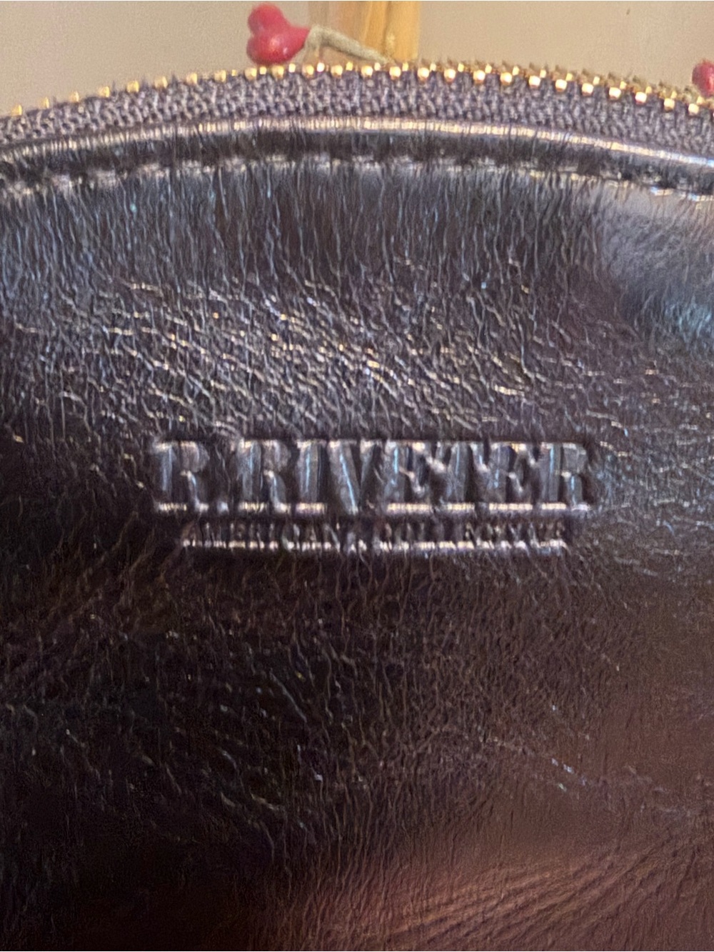 R.RIVETER women’s Hopper Crossbody Bag Black Leather - Picture 13 of 16